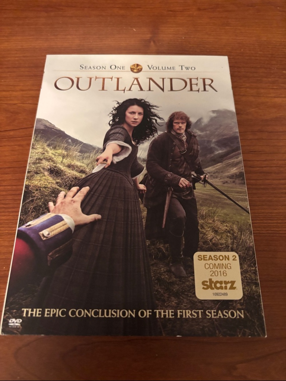 Sony Outlander Season 1 Volume 2 DVD Case with Green and Brown Cover Art